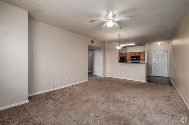 2BR, 2BA - 1,000SF - Living Room - Home Towne At Conway