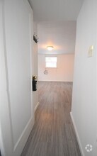 Building Photo - 525 Dell Pl