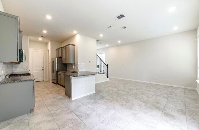 Foto del edificio - 711 Embercove Dr