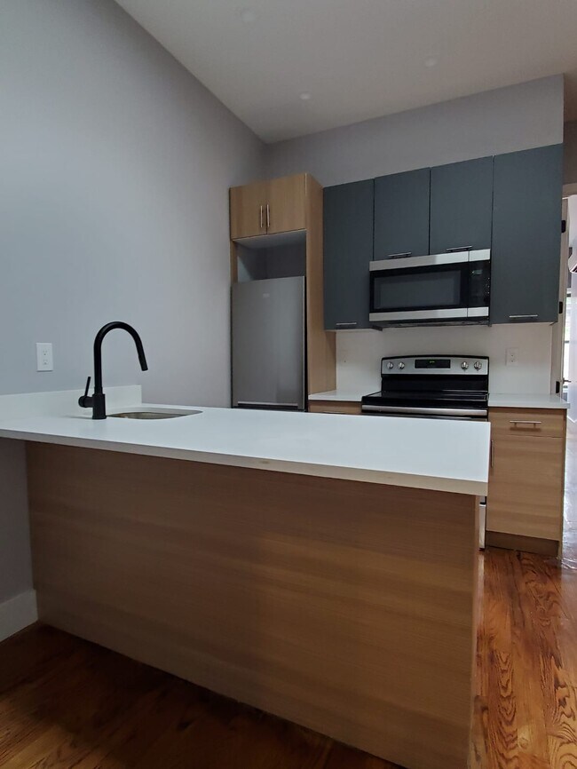 Building Photo - 1071 Nostrand Ave