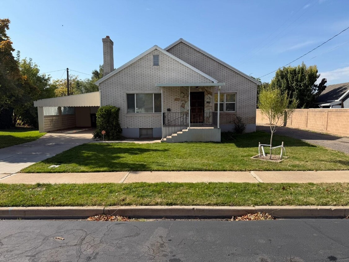 Foto principal - 539 N 100 W St