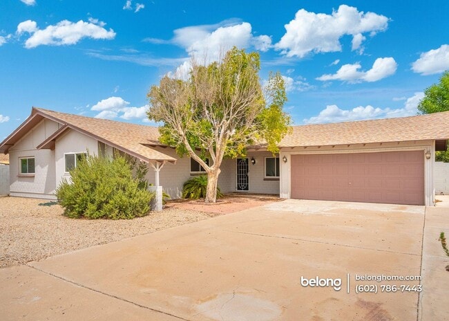 Building Photo - 2809 N Granite Reef Rd