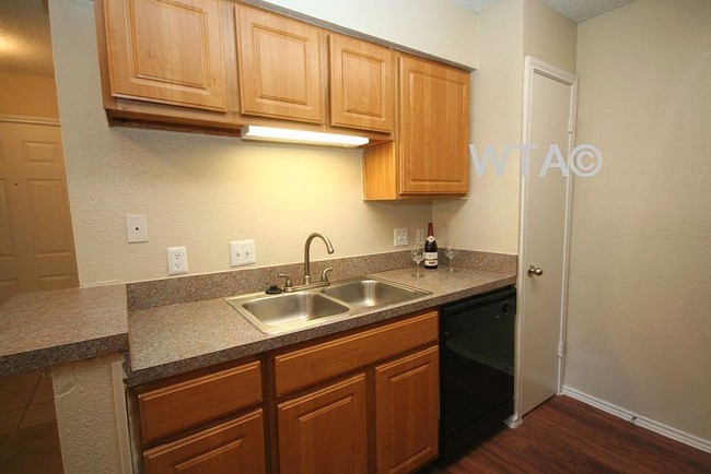 Foto del edificio - 2 bedroom in Austin TX 78758