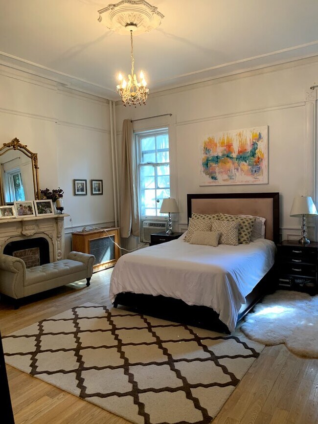 Foto del edificio - 607 Carlton Ave