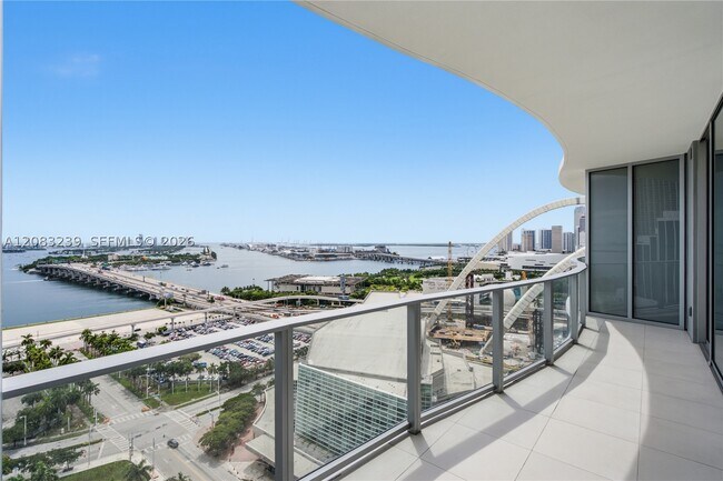 Building Photo - 1400 Biscayne Blvd