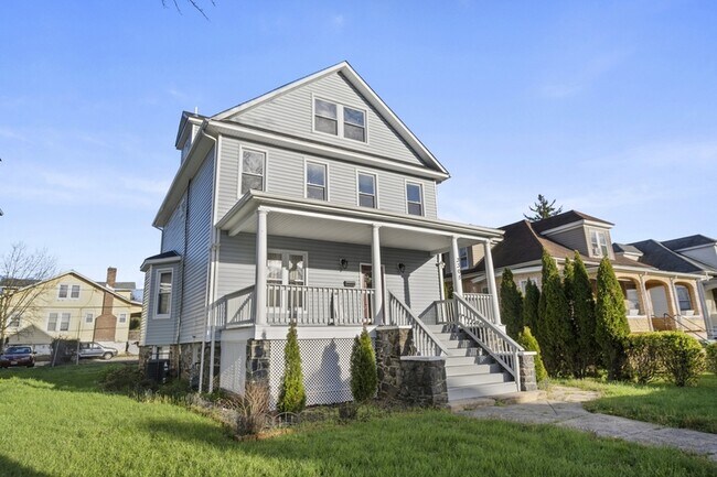 Foto del edificio - 3305 Oakfield Ave