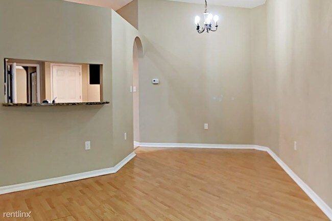 Building Photo - 1704 Brandon Trace Ave