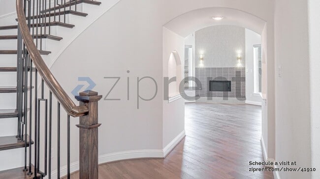 Building Photo - 2916 Adon Springs Ln