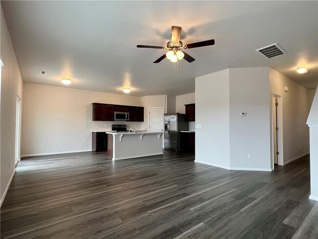 Foto del edificio - 3250 Gulley Ln