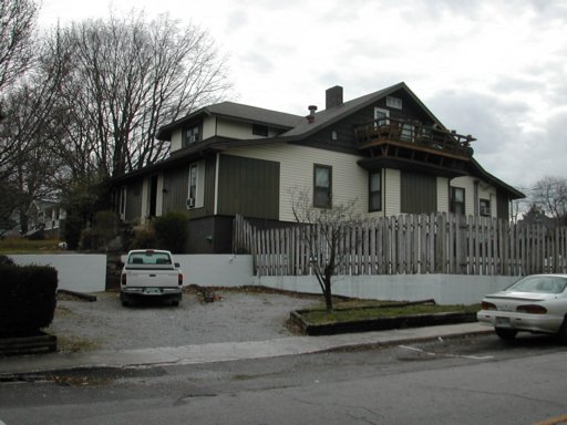 Parking and pool area - 207 Cunningham St