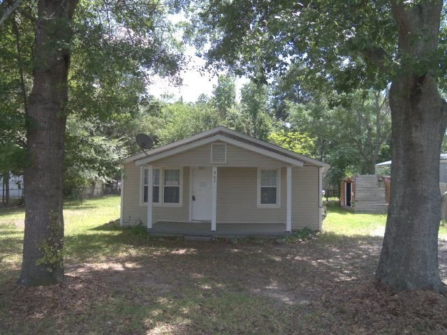 **AVAILABLE NOW**3 BEDROOM / 1 BATHROOM H... - **AVAILABLE NOW**3 BEDROOM  / 1 BATHROOM H...