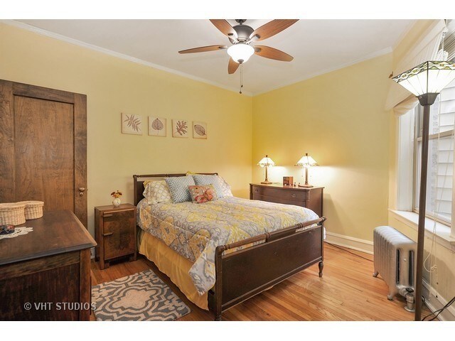 Foto del edificio - 1521 W Edgewater Ave