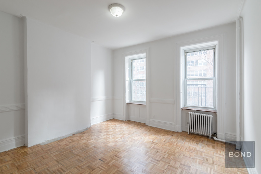 Primary Photo - 1435 1st Avenue