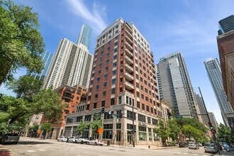 Building Photo - 30 W Erie St