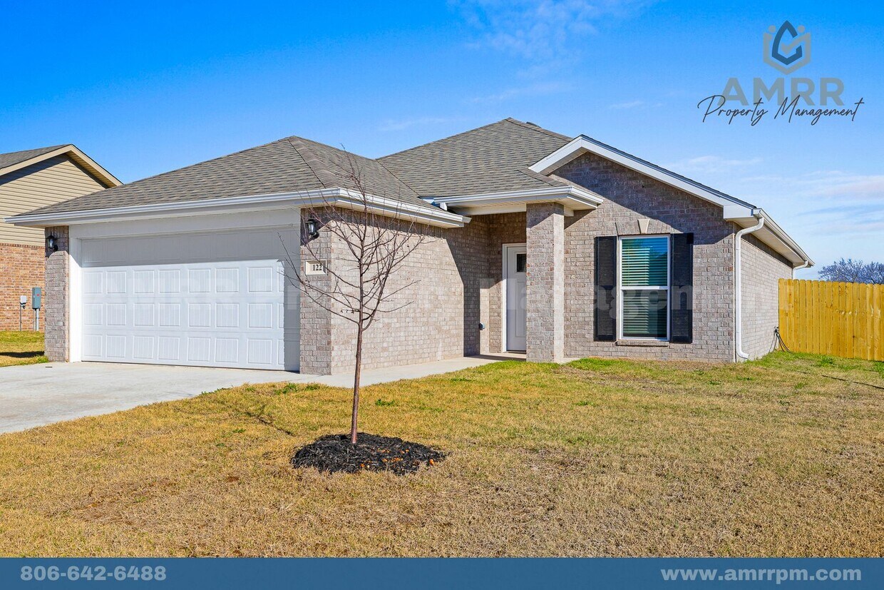 Foto principal - Spacious 3-Bedroom Home – Your Perfect Fam...