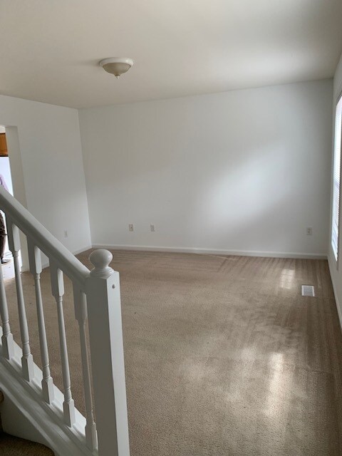 Sala de estar - 108 Pine St