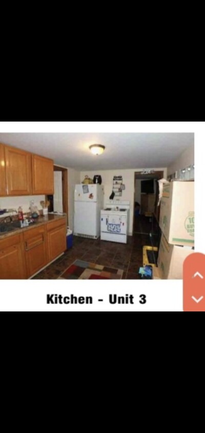 Primary Photo - 416 E Locust St