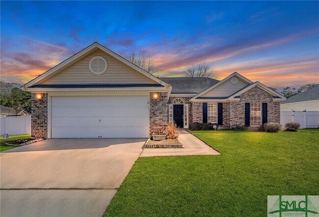 Building Photo - 3 BED | 2 BATH | COMMUNITY POOL & FITNESS CENTER | OGEECHEE FARMS