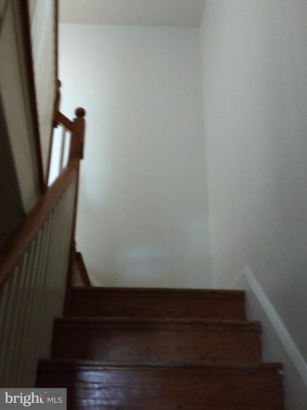 Primary Photo - 1543 Northwick Rd