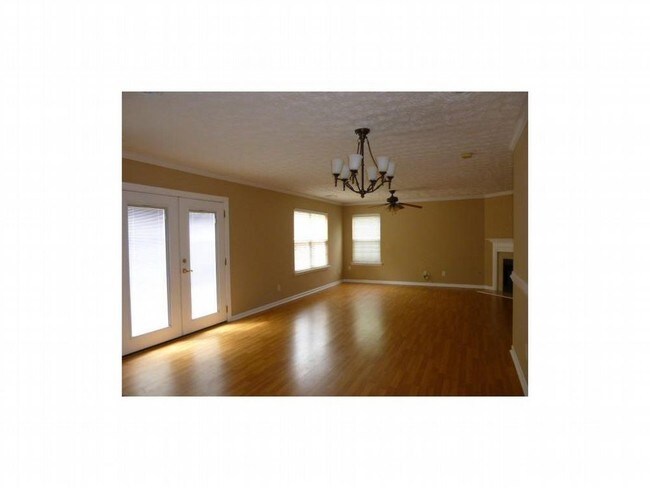 Building Photo - 124 Drury Ln