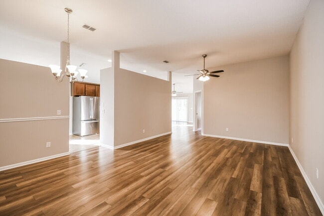 Foto del edificio - 574 S Aberdeenshire Dr