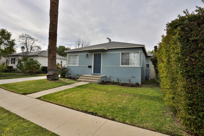 Calle tranquila y apacible - 5907 Yarmouth Ave