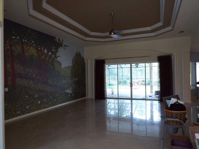 Building Photo - Luxurious 4/4/3 Lexington Pool Home in Pin...