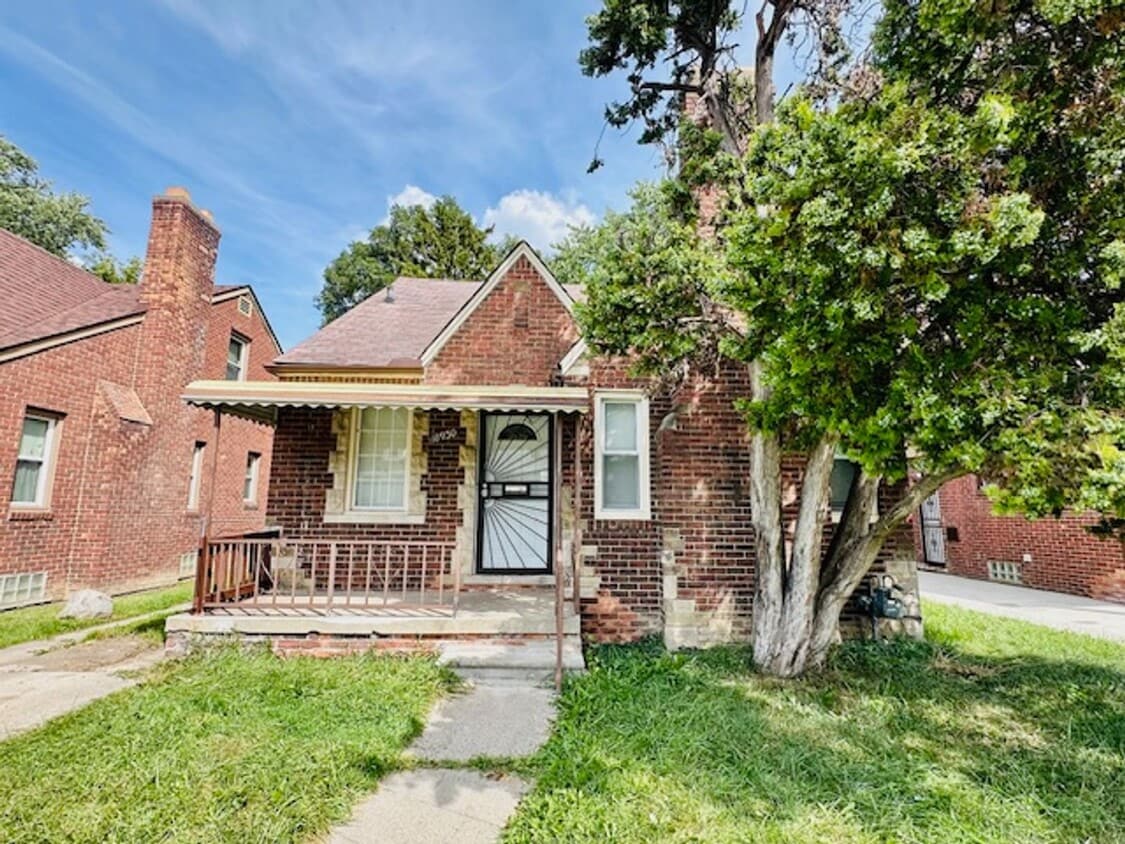 Foto principal - 3 Bedroom 1 Bath Welcome Section 8