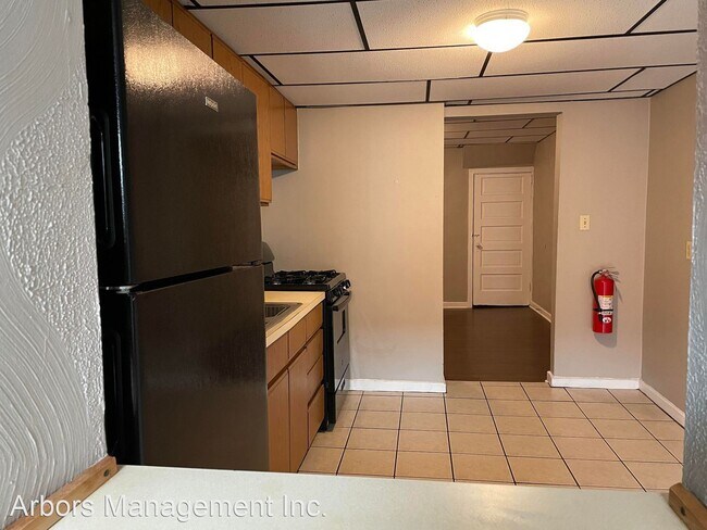 Building Photo - 2 br, 1 bath House - 1202 Woodland Ave