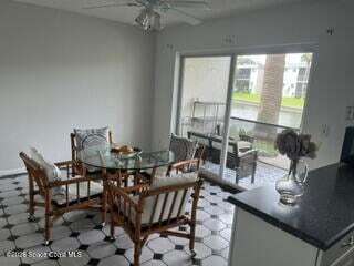 Building Photo - 420 Dove Ln