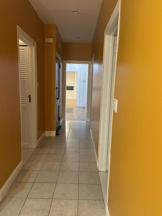 193 Pearsall Ave, Jersey City, NJ 07305 House Rental in Jersey City