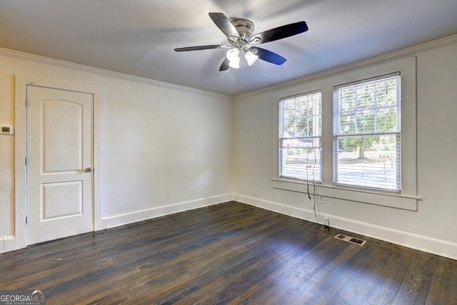 Building Photo - 2186 Lenox Rd NE