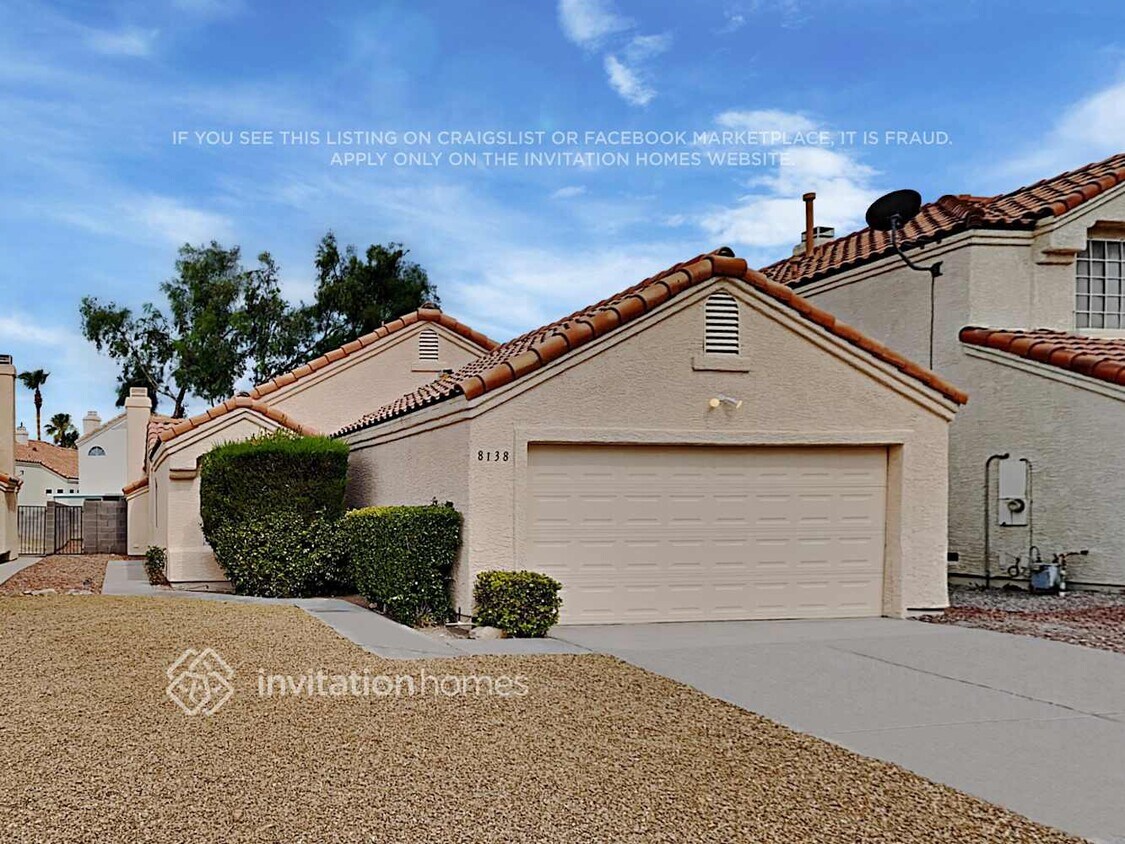 Foto principal - 8138 Vision St