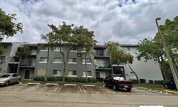 Building Photo - 1080 Benoist Farms Rd