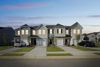 Building Photo - 20 Honeydew Wy Building Photo - 20 Honeydew Wy