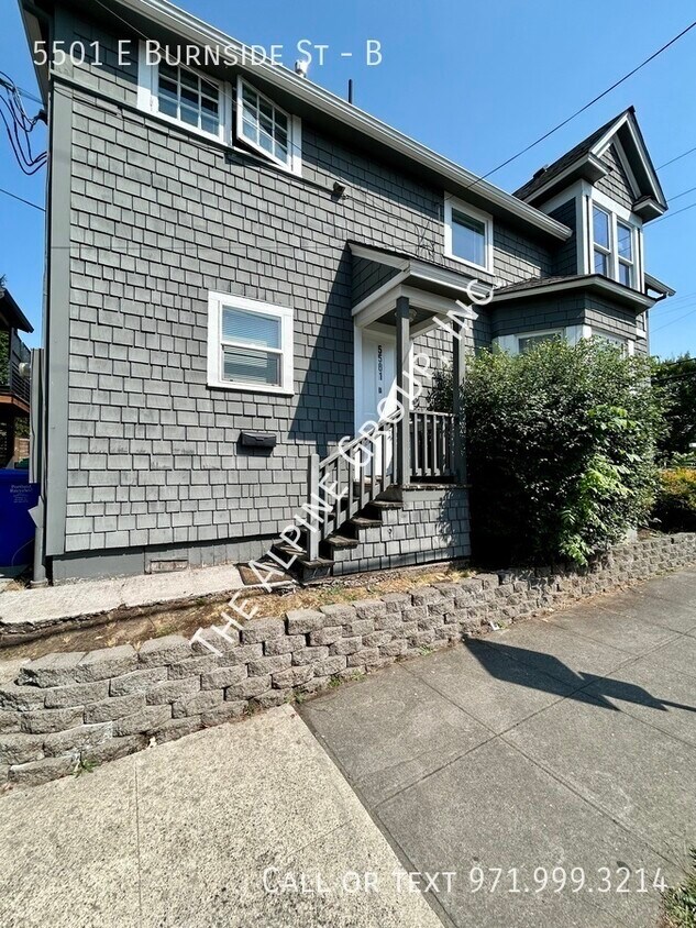 Primary Photo - Top Floor 2 Bedroom Near Mt. Tabor!