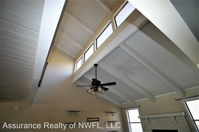 Foto del edificio - 4 br, 2.5 bath House - 5973 W. Dogwood Drive