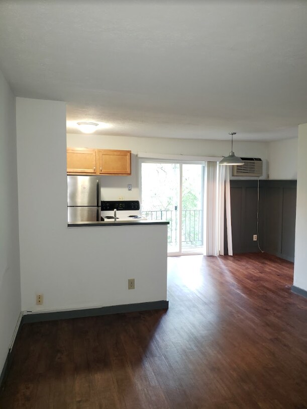 Foto principal - 508 Riddle Rd