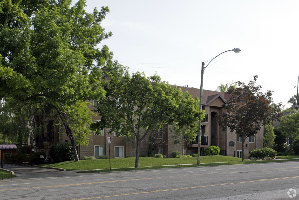 Building Photo - 963 E 800 S