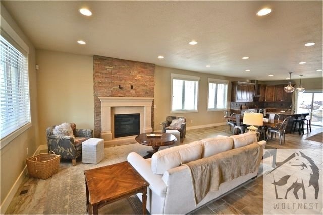 Building Photo - 10930 Hidden Wood Dr