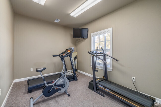 Fitness Center - Ridge Road Village Senior Living