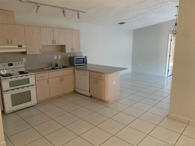 Foto del edificio - 3375 SW 29th St