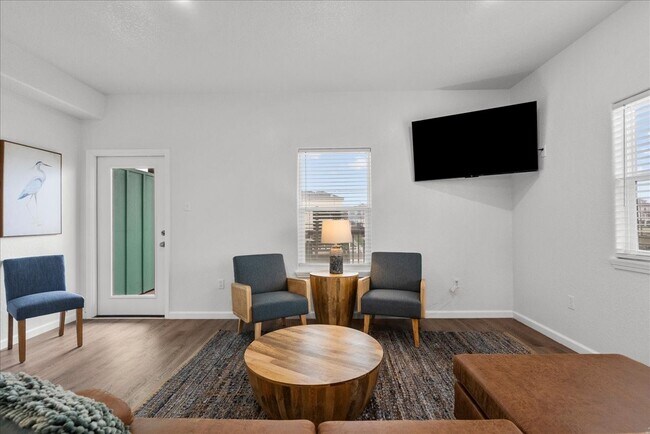 Foto del edificio - 913 Bluewater Hwy