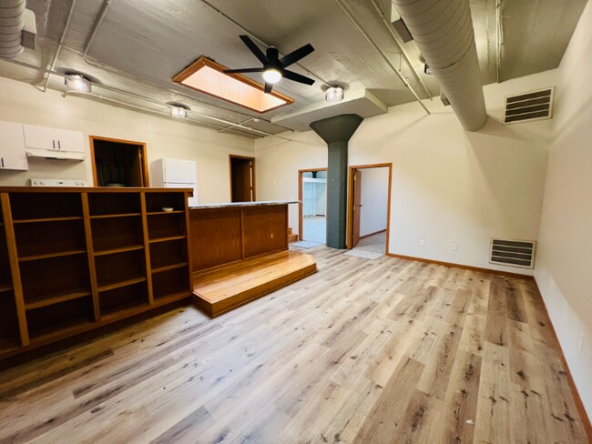 Foto del edificio - 311 N 8th St