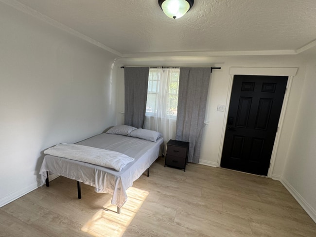 Photo - 440 E Garfield Ave Townhome