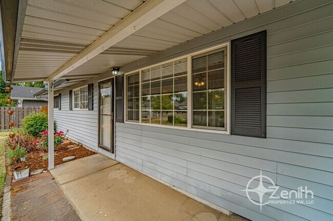 Photo - 15010 NE 39th St House