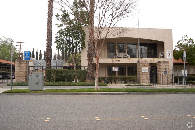 Foto del edificio - Westgate Seniors Apartments