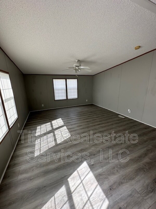 Foto del edificio - 108 Geralyn Dr