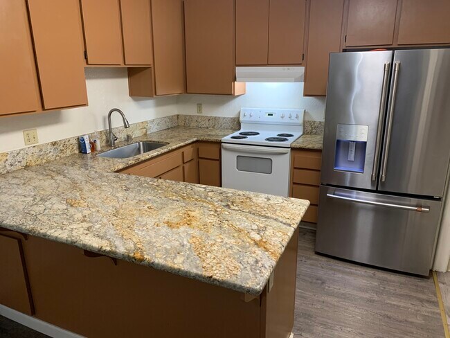 Kitchen - 6772 Herndon Pl