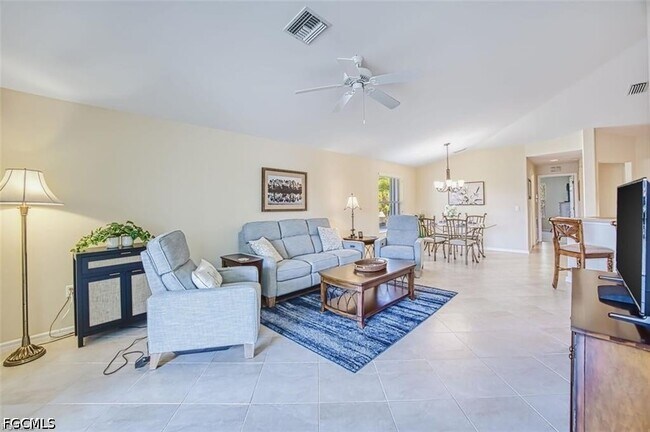 Building Photo - 10135 Colonial Country Club Blvd